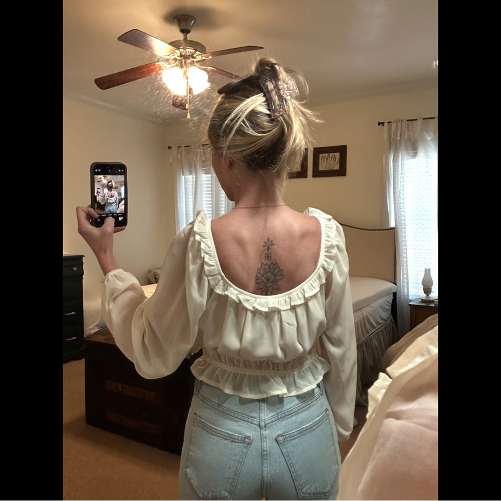Elegant Cream Ruffle Top - Picture 2 of 2